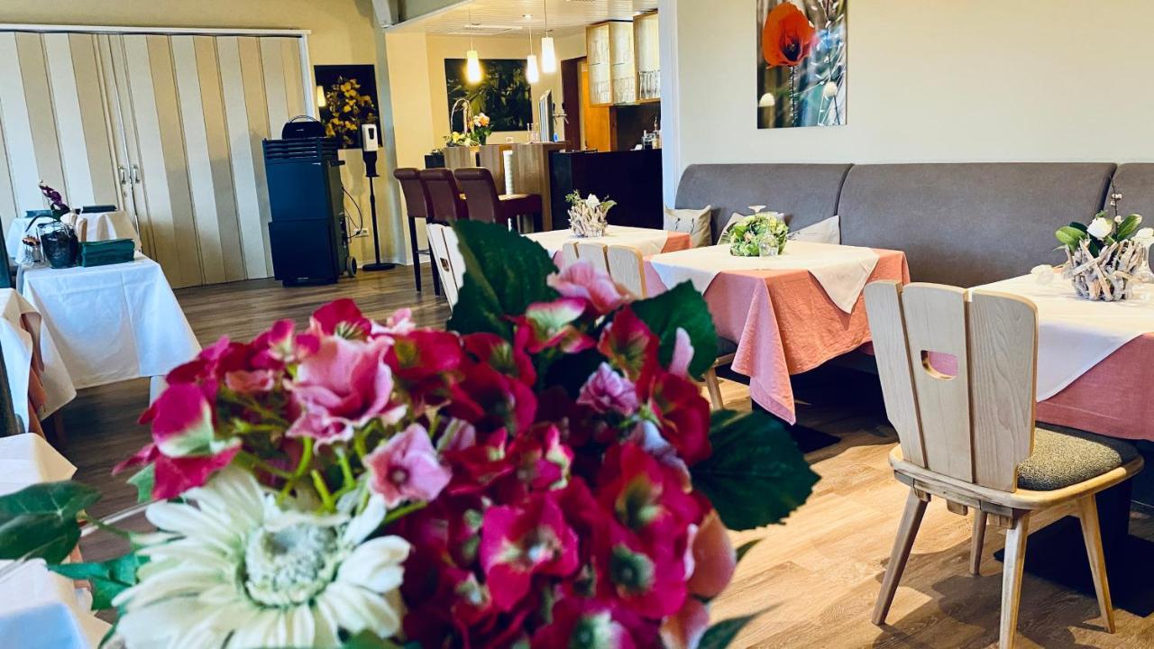 Hotel Sonnenhof Zur Altenburg Echte Εξωτερικό φωτογραφία